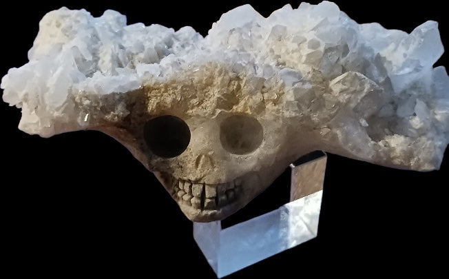 Quartz Skull